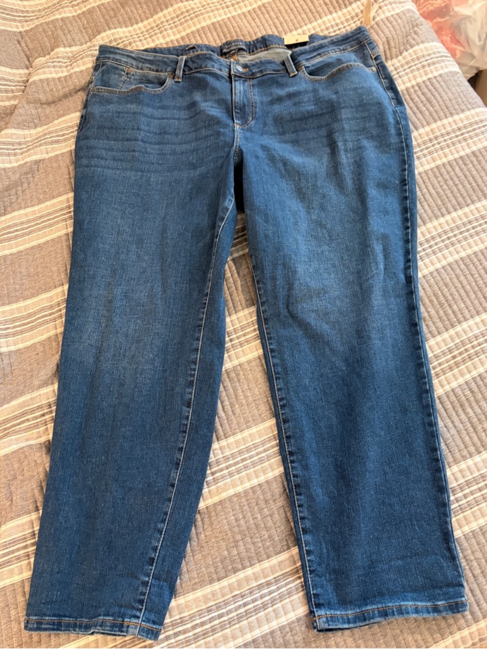 NWT Talbots Classic Women's Plus size 24w Straight -Leg Jeans in Medium Blue